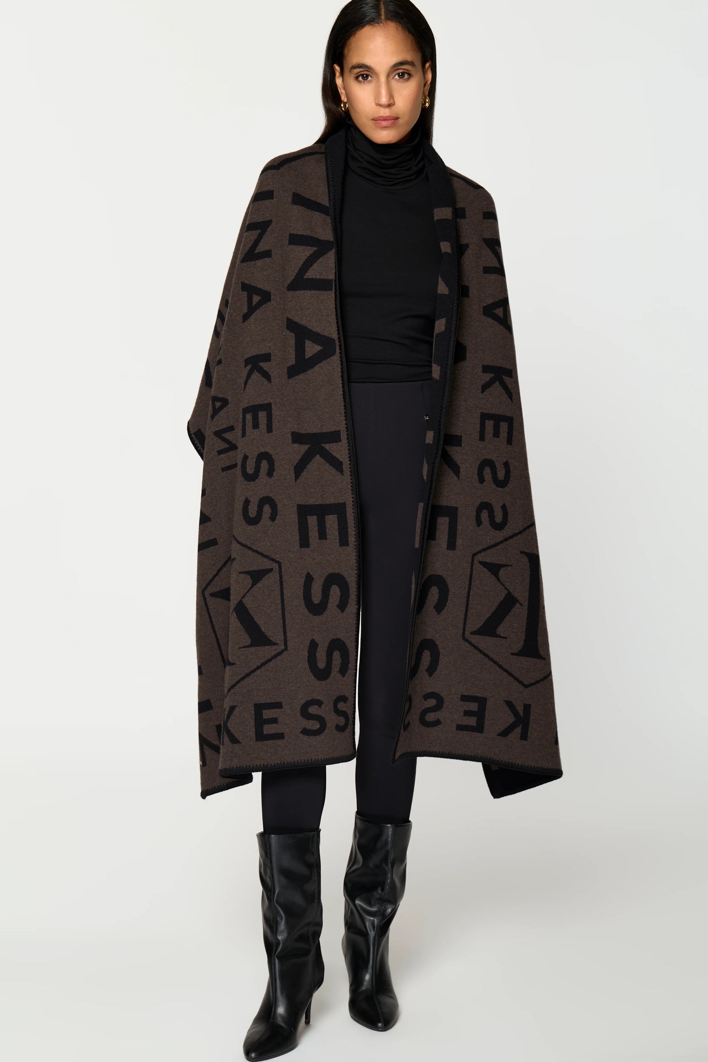 NELLETTO Scarf coal