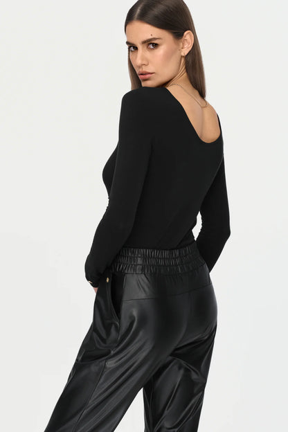 GAIA Cashmere Top black