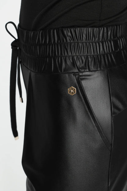 ELESSA Track Pants black
