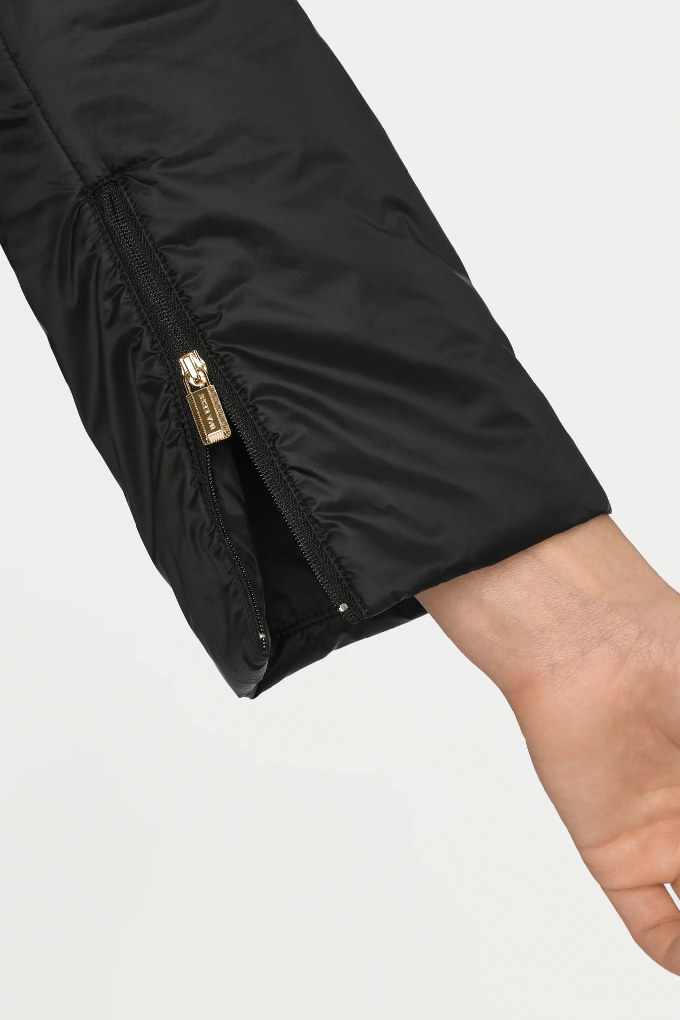 PIUCCIA Padded Jacket black